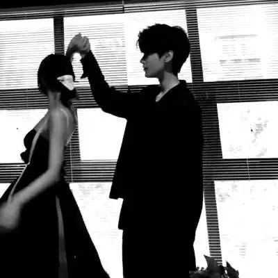 JR2095171032美女基地